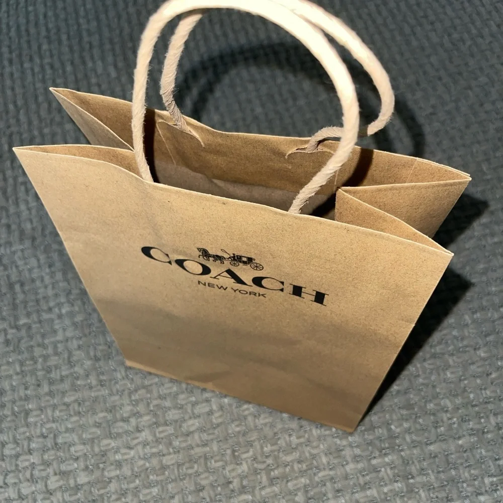 Coach gift bag - Picture 4 of 4